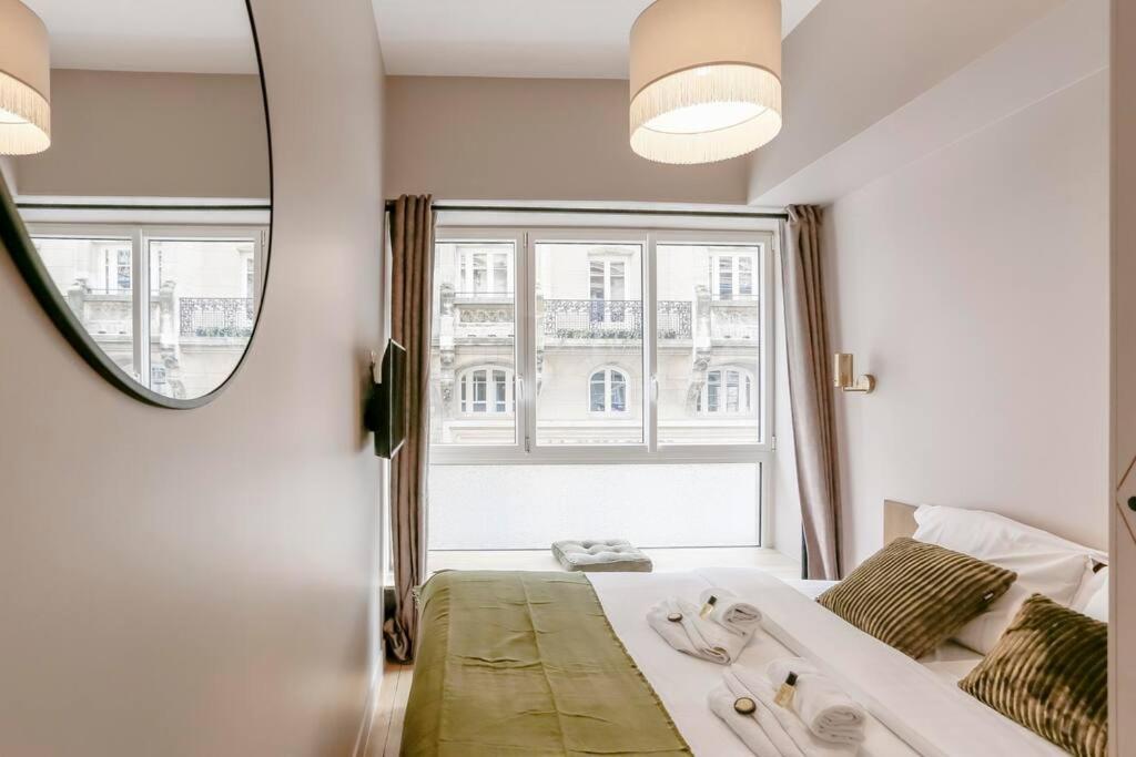 Modern 2 Bedrooms Near Louvre París Exterior foto