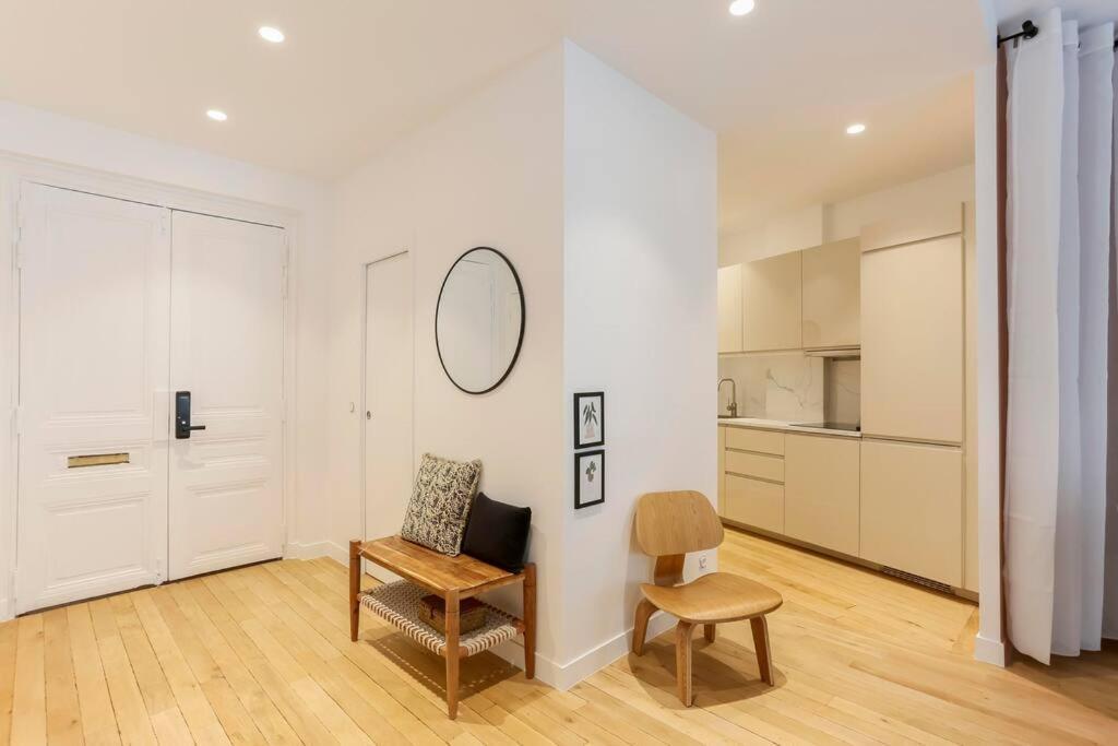 Modern 2 Bedrooms Near Louvre París Exterior foto